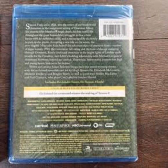 NEW Downton Abbey - Blu-ray Seasons 1-4 Box Set with Bonus - Picture 4 of 8
